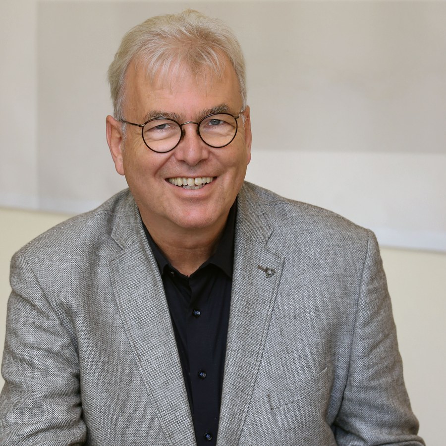 Porträt Matthias Henties, Vorstand des Beamten-Wohnungs-Verein Frankfurt am Main eG