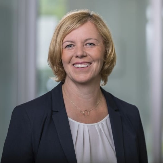 Porträt Cora Lehnert, Vorständin der Wohnbaugenossenschaft in Frankfurt am Main eG
